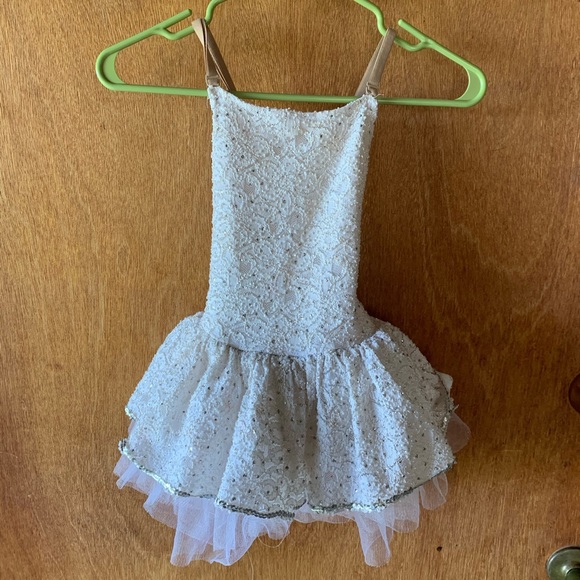 Lace costume - Picture 6 of 6